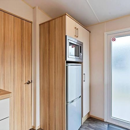 Tattershall Lakes: Sally'S Superior Stay 외부 사진